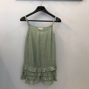 Easel sage top